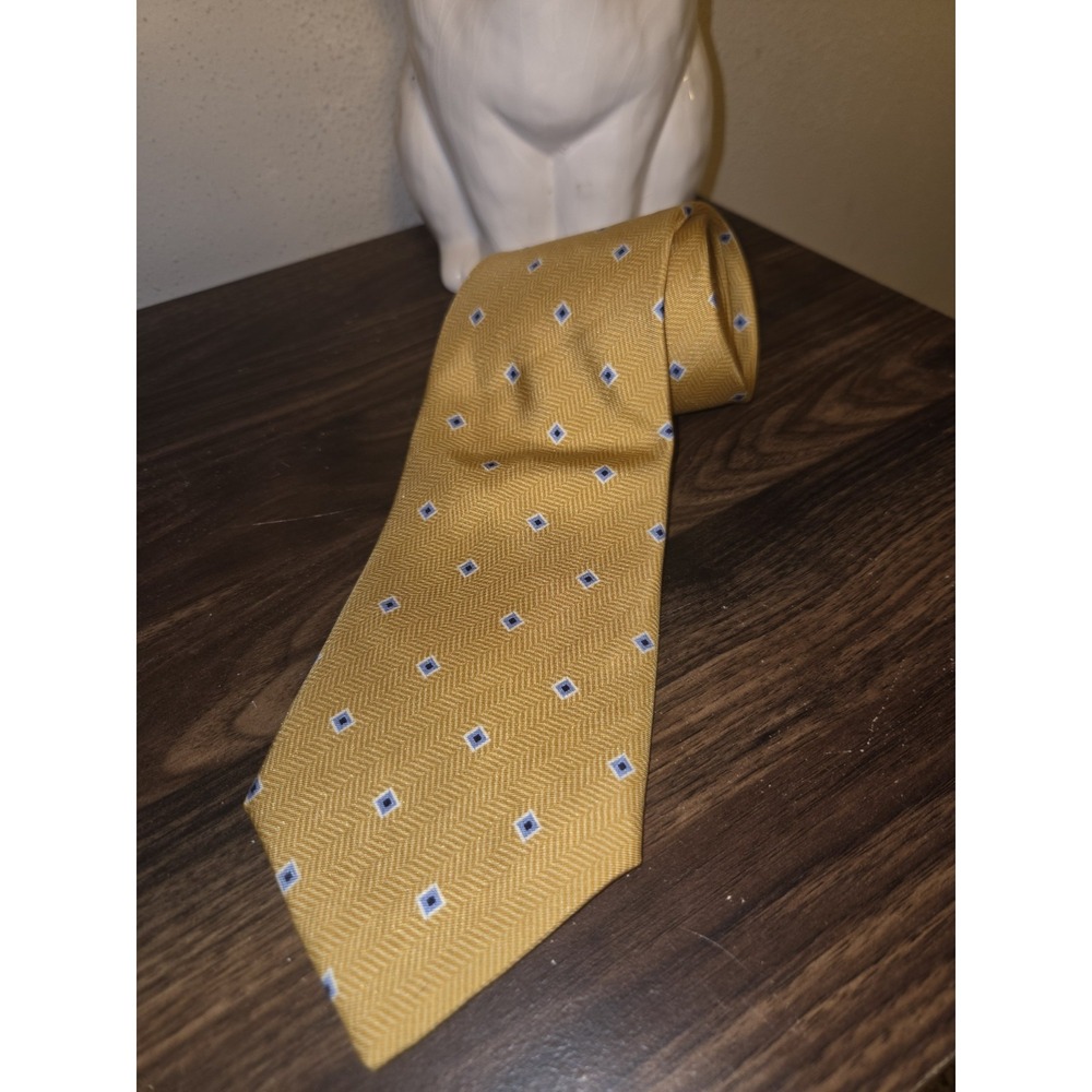 Brooks Brothers Basics Pure Silk Tie Yellow W/Geometric Print Made in USA
